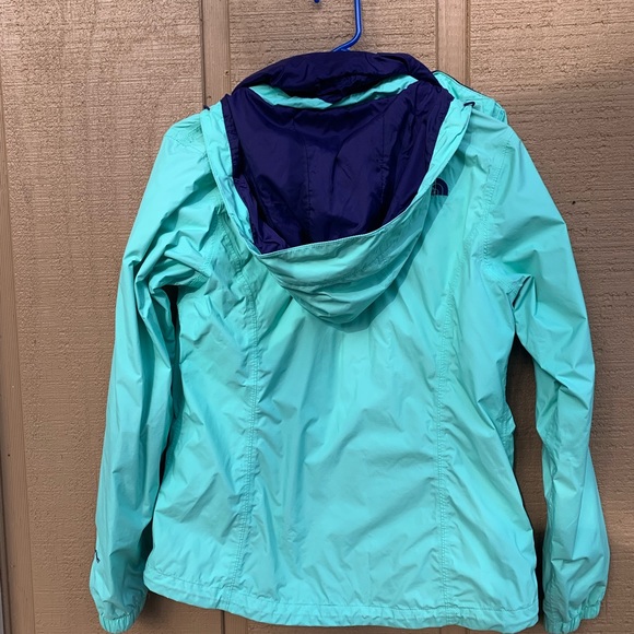 Medium The North Face Rain Coat - Picture 3 of 10